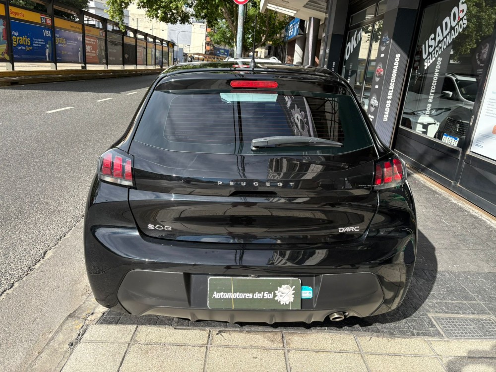 Peugeot 208 Allure — foto 16